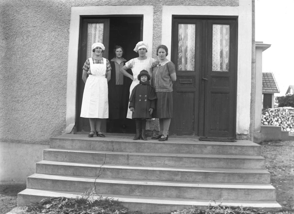 Solhem cafe and bakery in Frinnaryd in the 1920s.