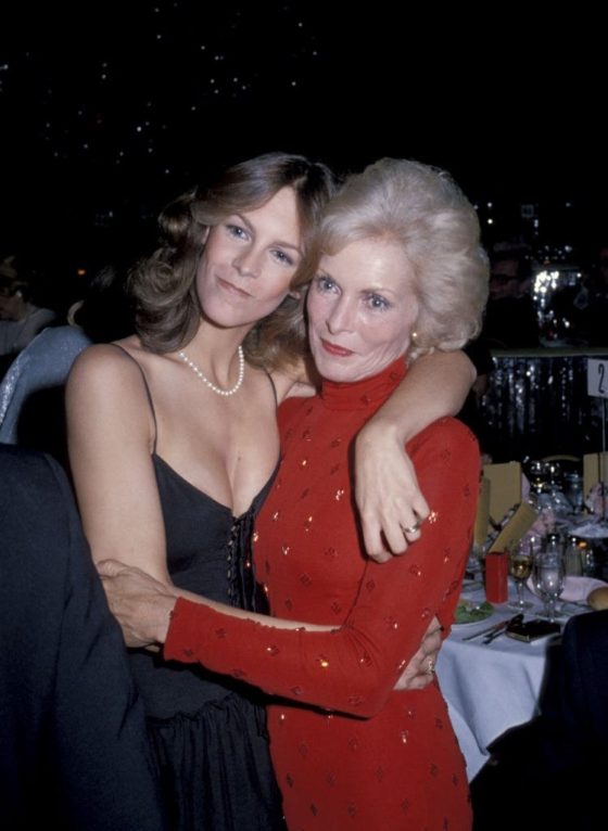 Jamie Lee Curtis With Janet Leigh – Bygonely