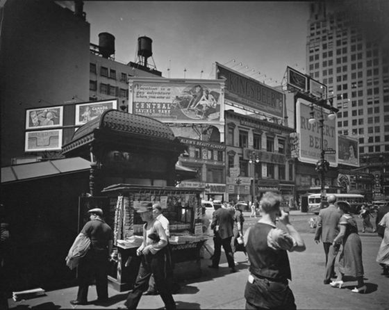 Amazing Vintage Photos of New York City’s Streets And People From The 1930s