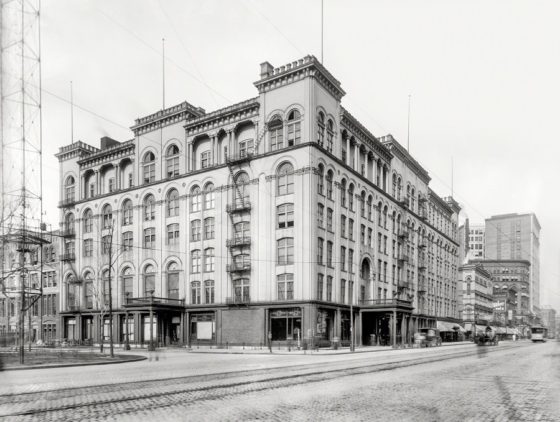 Amazing Historic Photos of Detroit From the Late-19th Century