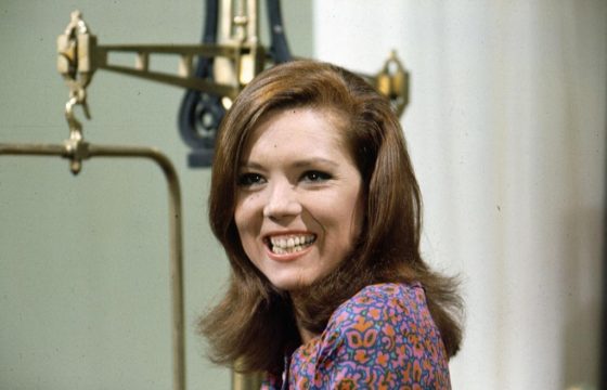 Diana Rigg: Life Story and Glamorous Photos of the Only Woman who ...