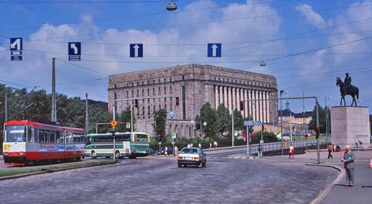 Fascinating Photos Show Helsinki in the early 1980s