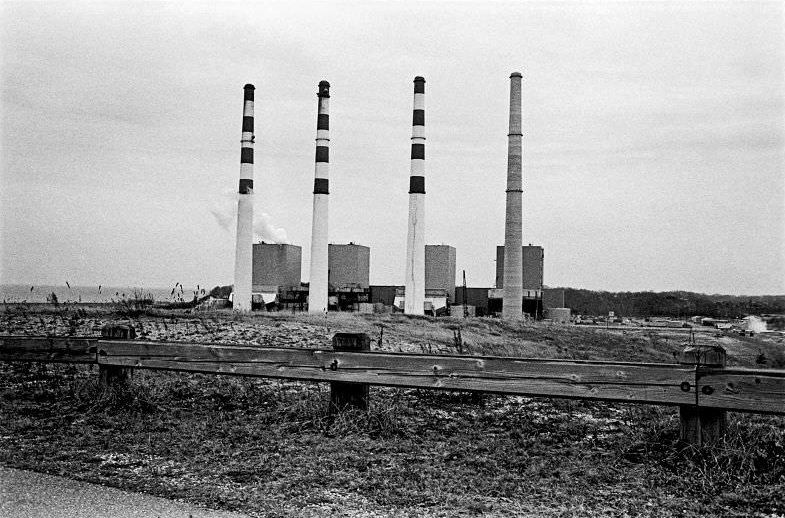 Power plant, Long Island