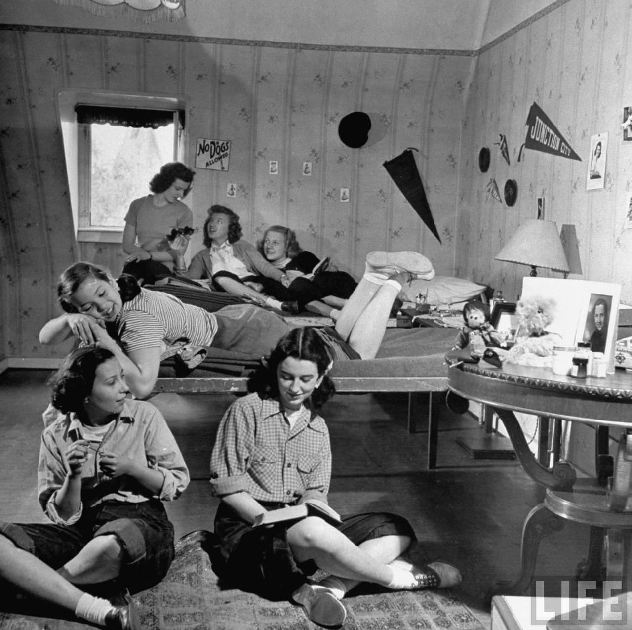 Girl’s dormitory on the Schlossberg (the mountain what holds the castle).