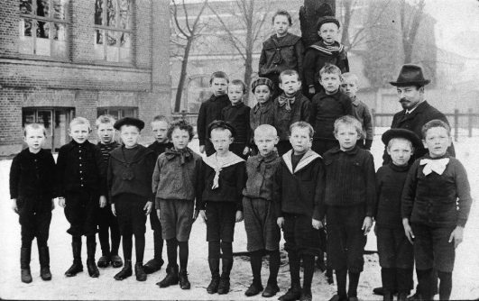 Fascinating Historical Photos Of Danish Schools And Kindergartens From ...