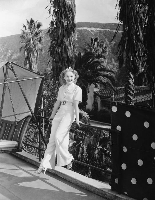 Betty Grable Life Story And Gorgeous Photos Of The Girl With Million Dollar Legs And The 1940s