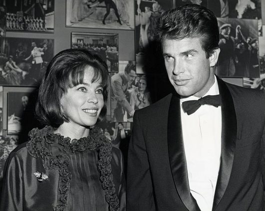 Life Story and Photos of Young Warren Beatty, One of the most Charming ...