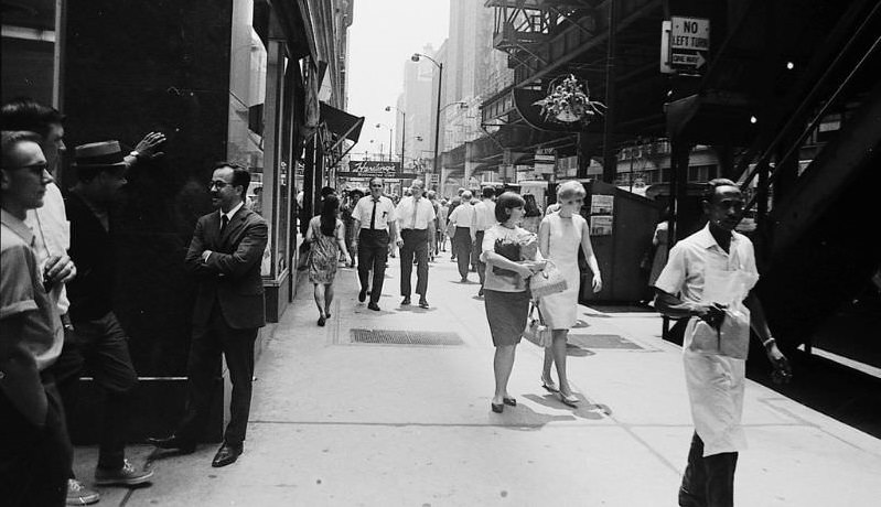 The Street Life of Chicago in the 1970s through these Fabulous Vintage ...