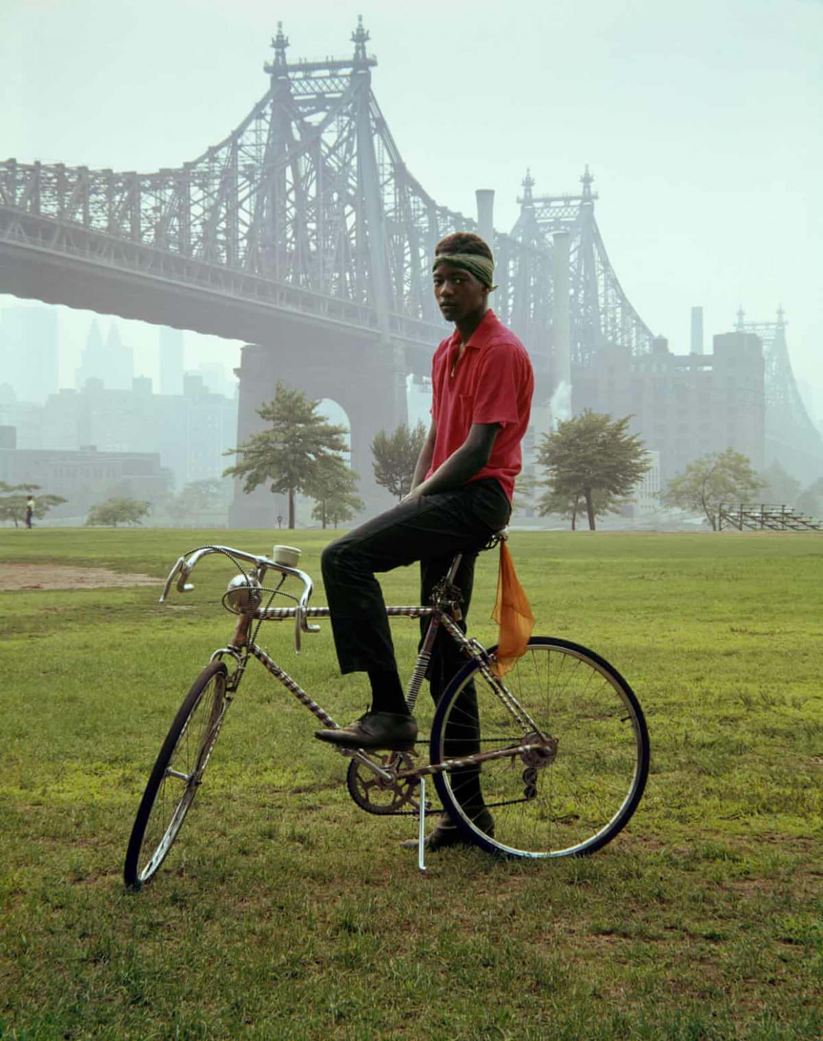 Life in the 1960s New York City Through the Lens of Evelyn Hofer