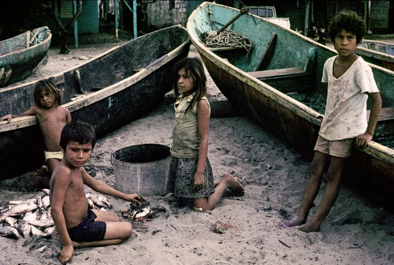 Children of the sea, Nicaragua, 1975