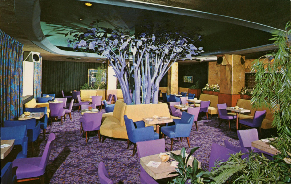 Stunning Postcards Show Interiors of America Cocktail Lounges from the 1950s