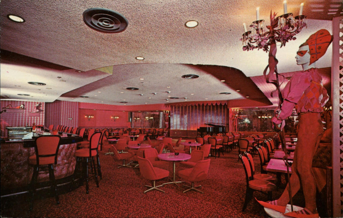 Stunning Postcards Show Interiors of America Cocktail Lounges from the 1950s