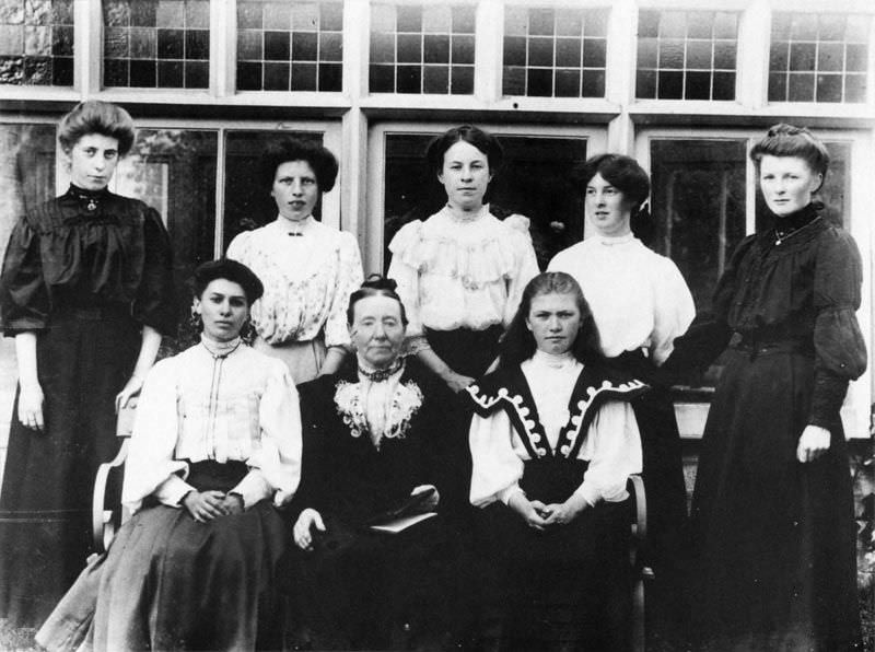 Rare Historical Photos of Rural Life Around the Cilgerran District of Dyfed, West Wales in the early 1900s