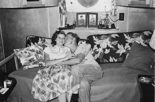 Life of an Arizona Family in the Early 1950s Through Fabulous Vintage Photos