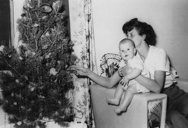 Life of an Arizona Family in the Early 1950s Through Fabulous Vintage Photos