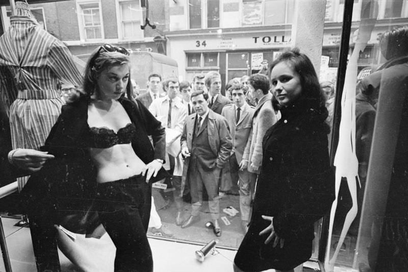 Women Fashion Boutique who Hired Models as Living Mannequins on London's Carnaby Street, 1966