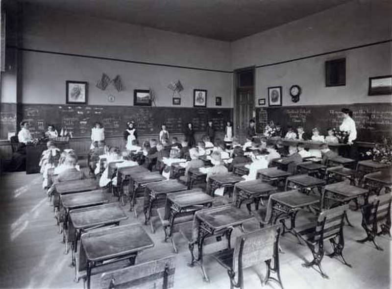 School children in class at Central School in Vancouver, Washington, 1908