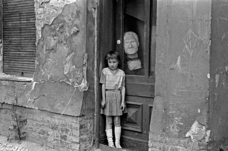 Life in East Berlin during the 1970s and 1980s Through the Lens of Bernd Heyden