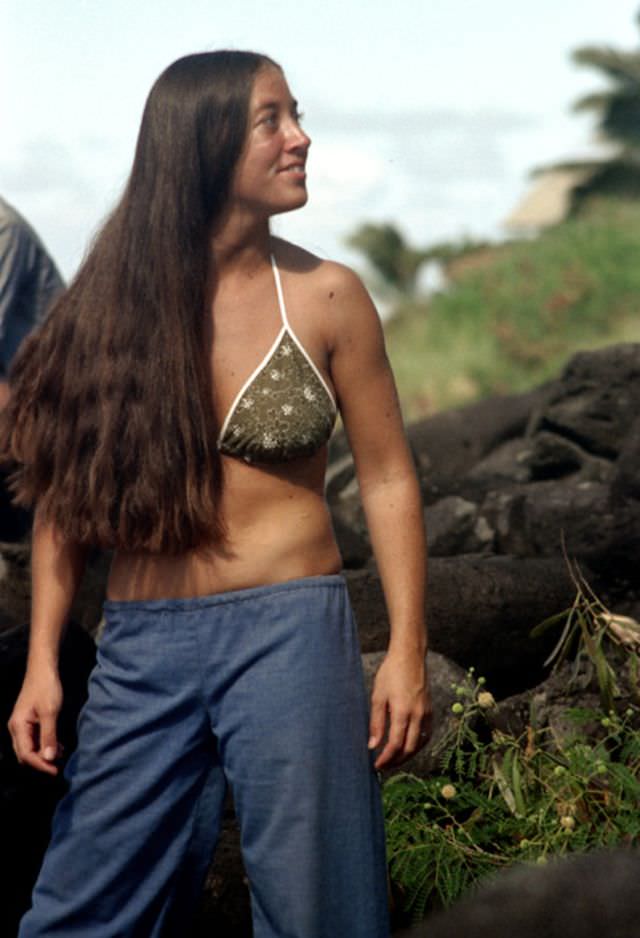 Fabulous Photos of Young Hawaiian Girls from the 1970s