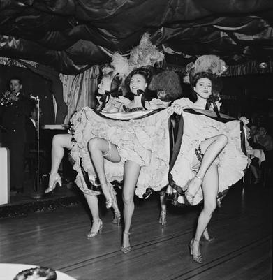 A Can - Can Dancer at a Paris night club. October 1952 C4806 Stock