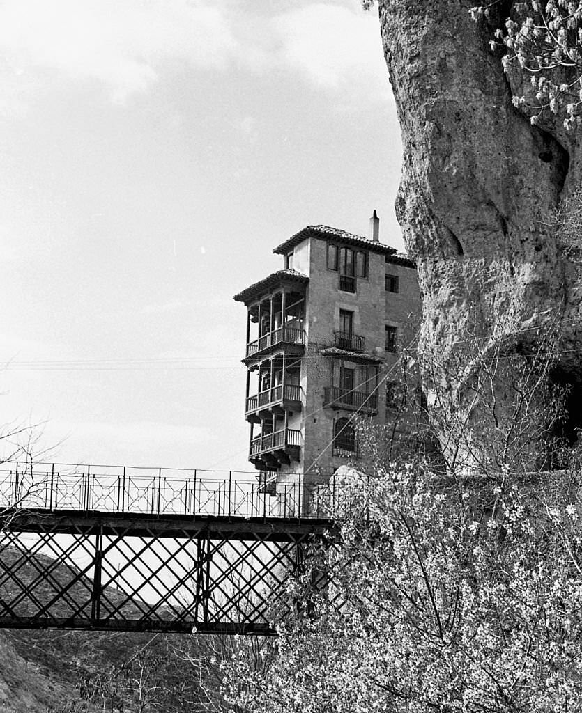 The 'hanging houses' of Cuenca, 1965.