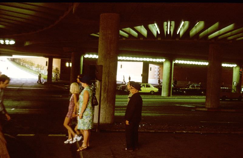 Street Life of Madrid, Spain in the 1970s Through These Fascinating Photos