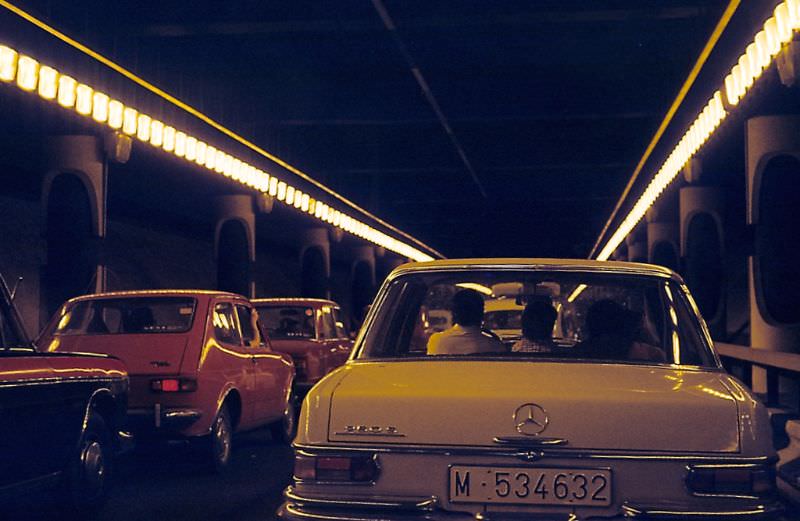 Street Life of Madrid, Spain in the 1970s Through These Fascinating Photos