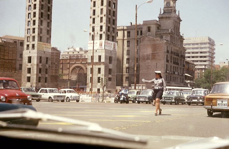 Street Life of Madrid, Spain in the 1970s Through These Fascinating Photos