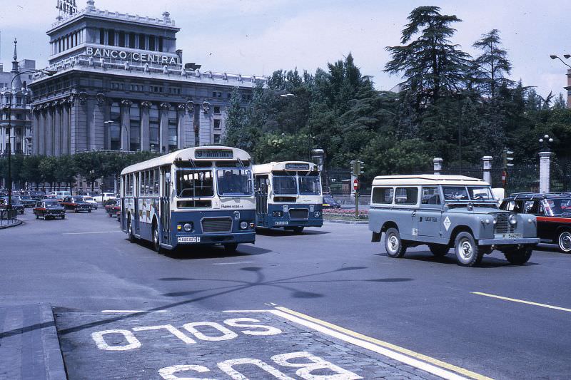 Street Life of Madrid, Spain in the 1970s Through These Fascinating Photos