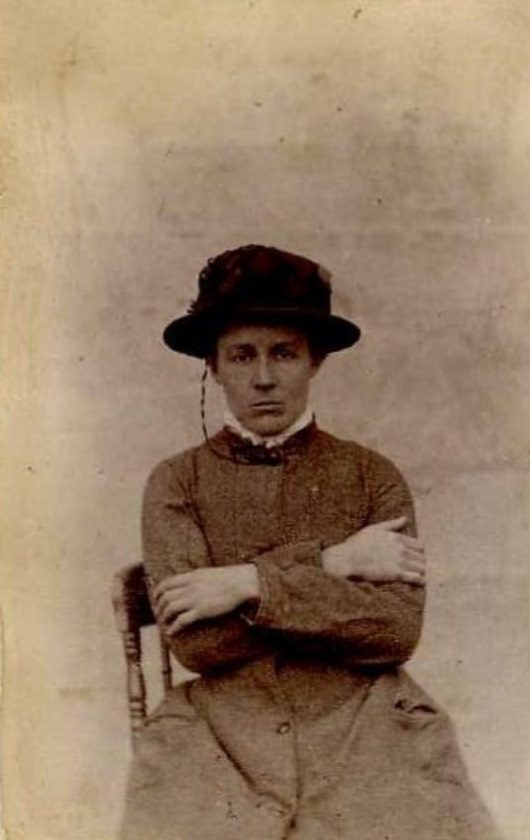 Amy Bock alias Laing (b. 1861, Victoria). Charged with false pretences and sentenced to 1 months in gaol on April 30, 1886 (Christchurch).