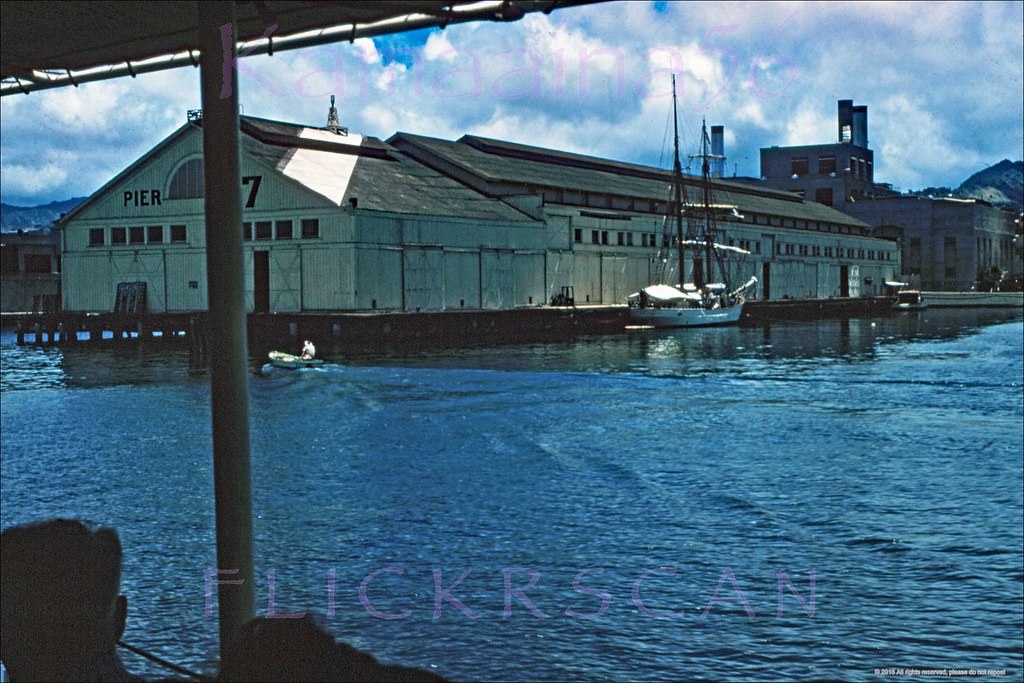 Pier 7 Honolulu Harbor, 1957