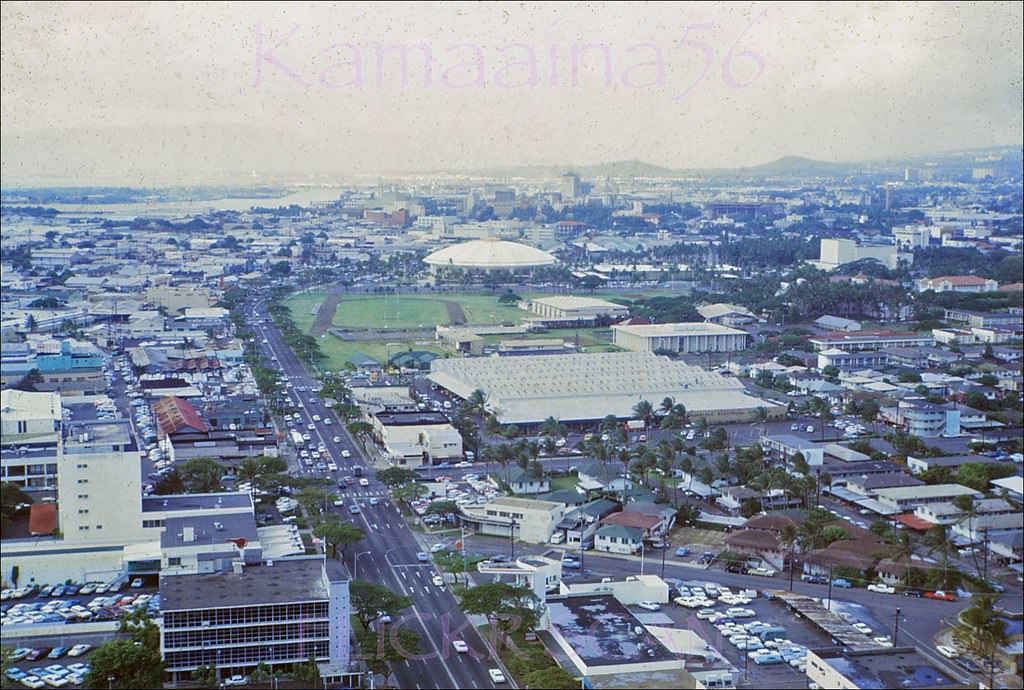 Honolulu from La Ronde, 1967