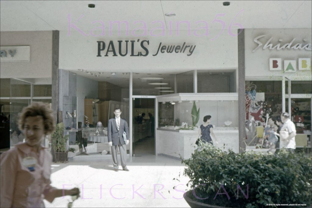 Ala Moana Mall Level Stores, 1960