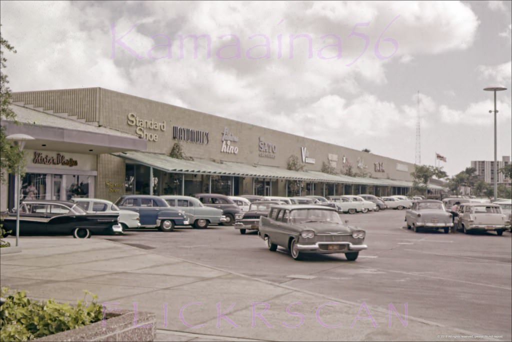 Ala Moana Upper Deck Makai, 1960