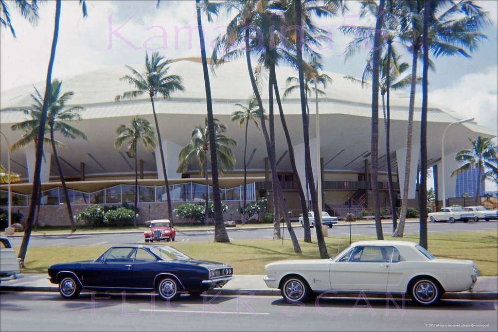 Honolulu International Center, 1965