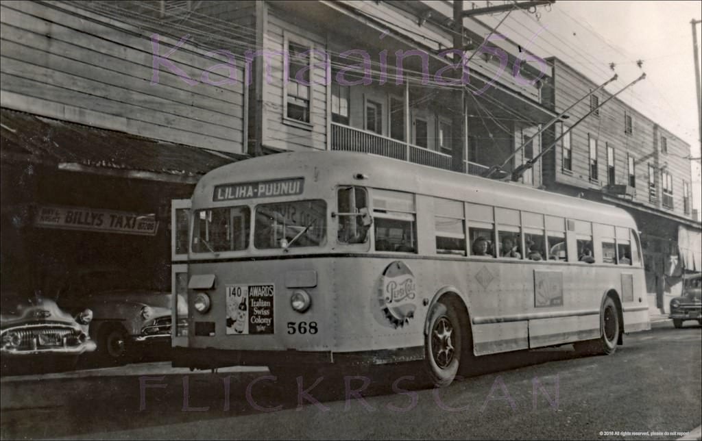 Liliha-Puunui Bus Honolulu, 1950s.