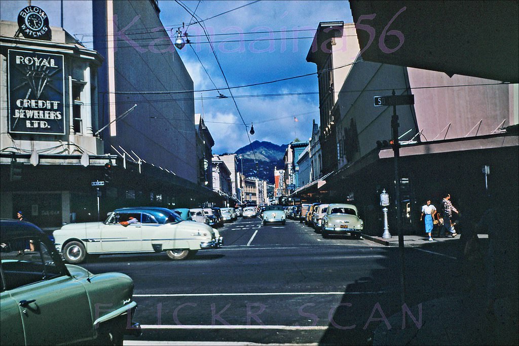 Fort at King Mauka Honolulu, 1953