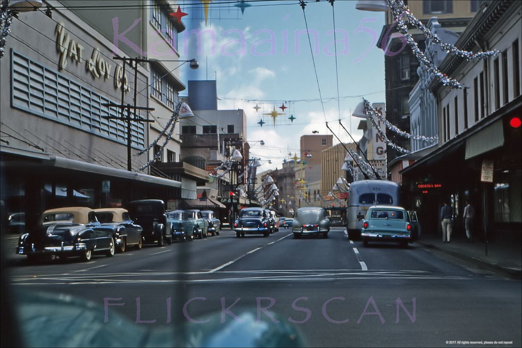 Looking more or less southeast along North King Street in downtown Honolulu from the Nuuanu Avenue intersection, 1956