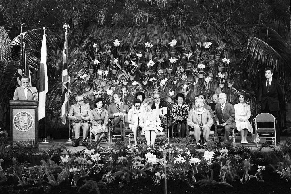 Emperor Hirohito and Empress Nagako attend the welcome ceremony by Hawaiian citizen on October 11, 1975 in Honolulu, Hawaii.