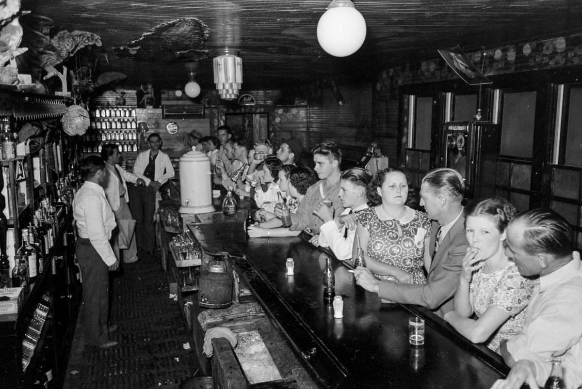 A Friday night at Danos’ Night Club, Louisiana, in 1938 by Russell Lee