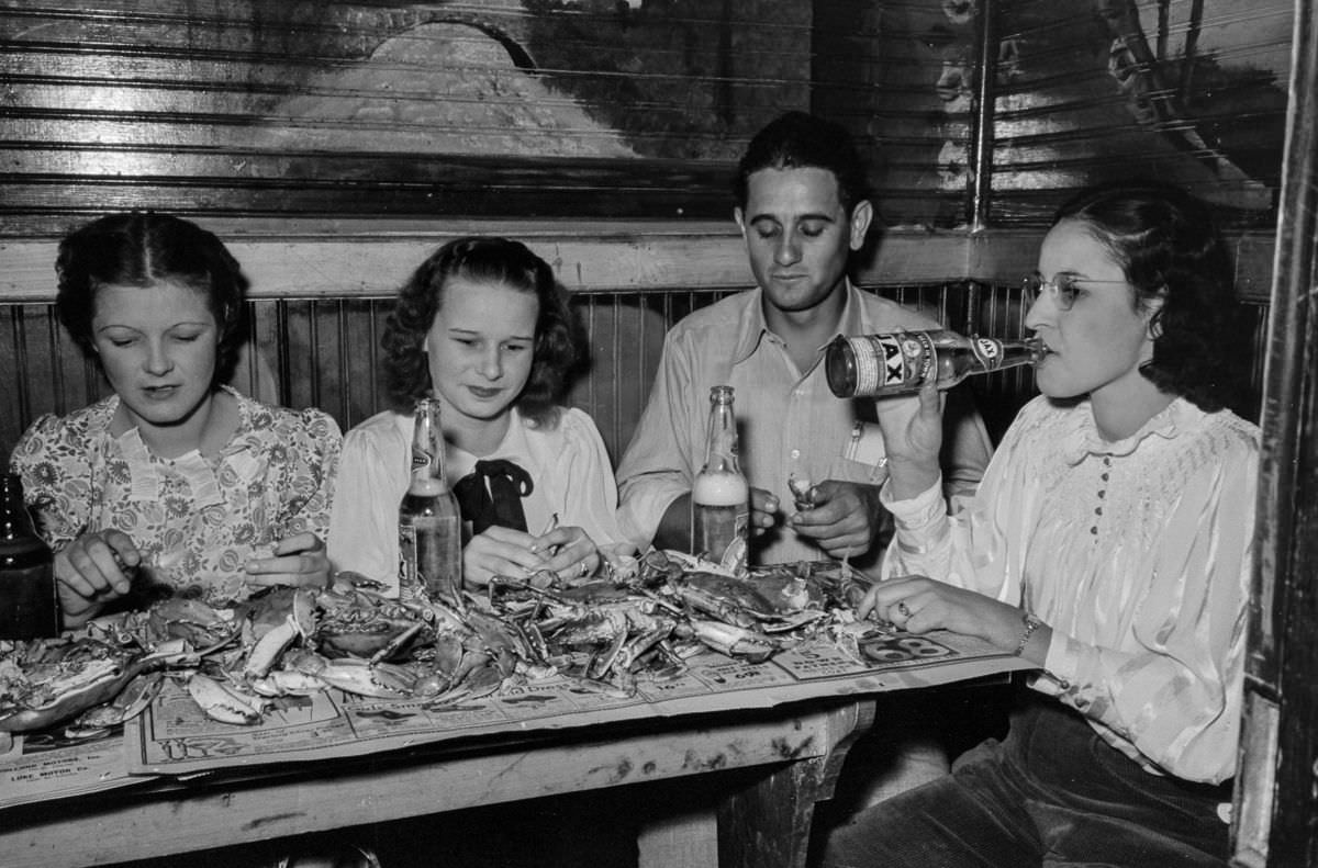 A Friday night at Danos’ Night Club, Louisiana, in 1938 by Russell Lee