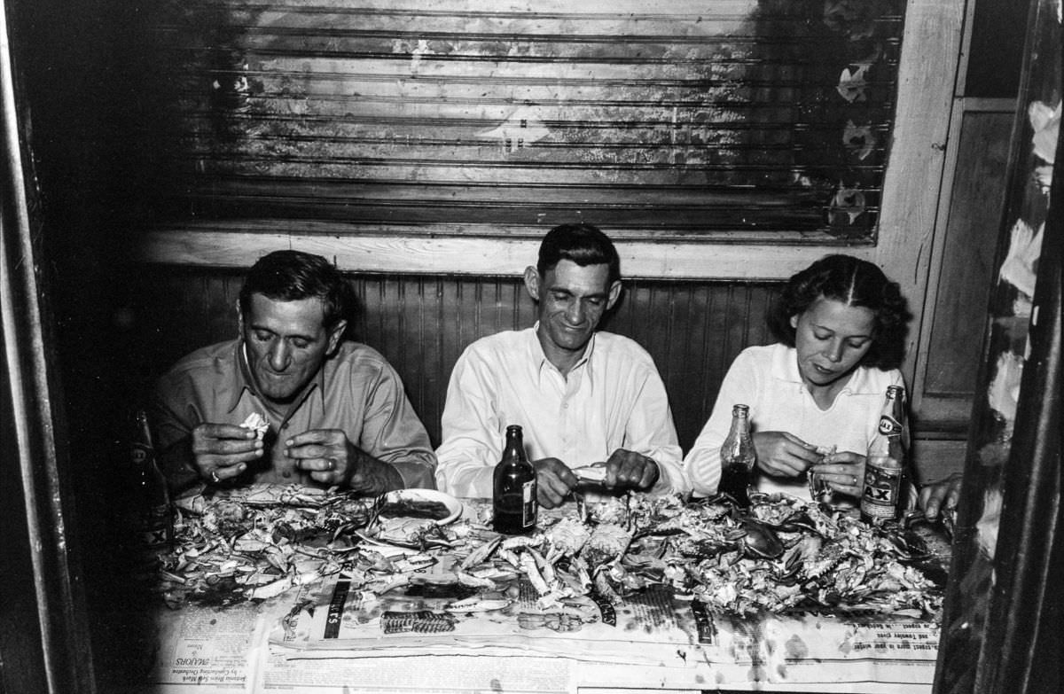 A Friday night at Danos’ Night Club, Louisiana, in 1938 by Russell Lee