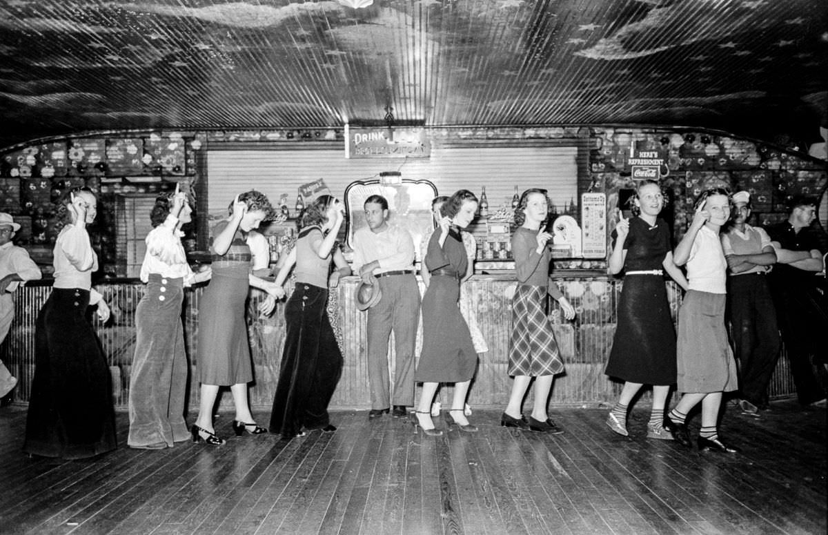 A Friday night at Danos’ Night Club, Louisiana, in 1938 by Russell Lee