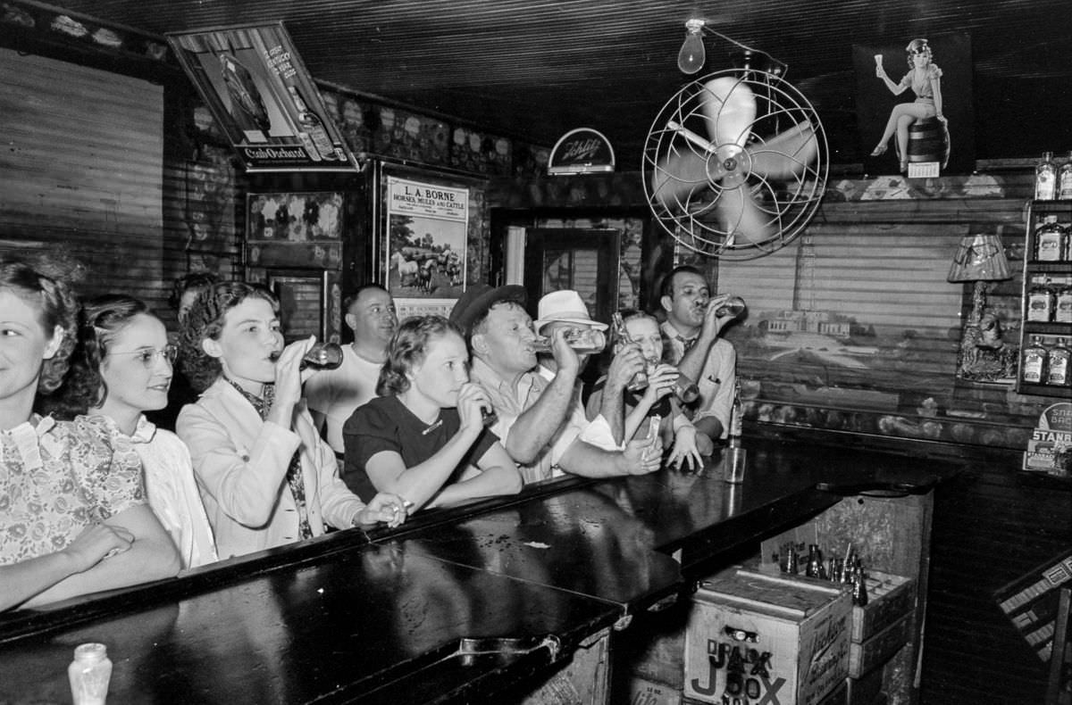 A Friday night at Danos’ Night Club, Louisiana, in 1938 by Russell Lee