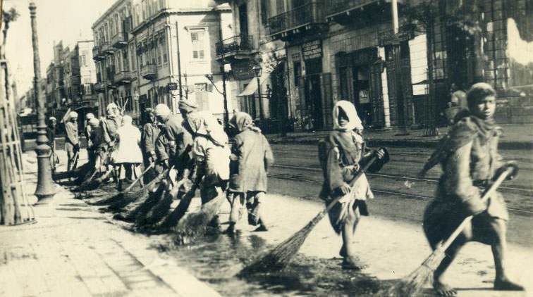 Street sweepers, Egypt