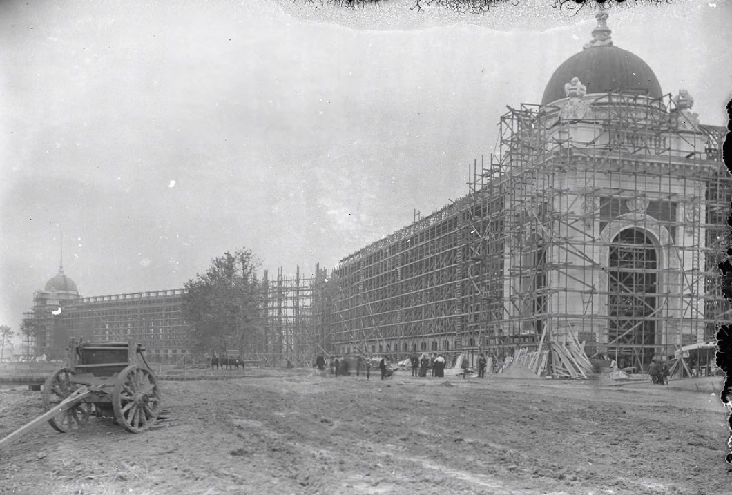 Construction of the Palace of Varied Industries, 1900