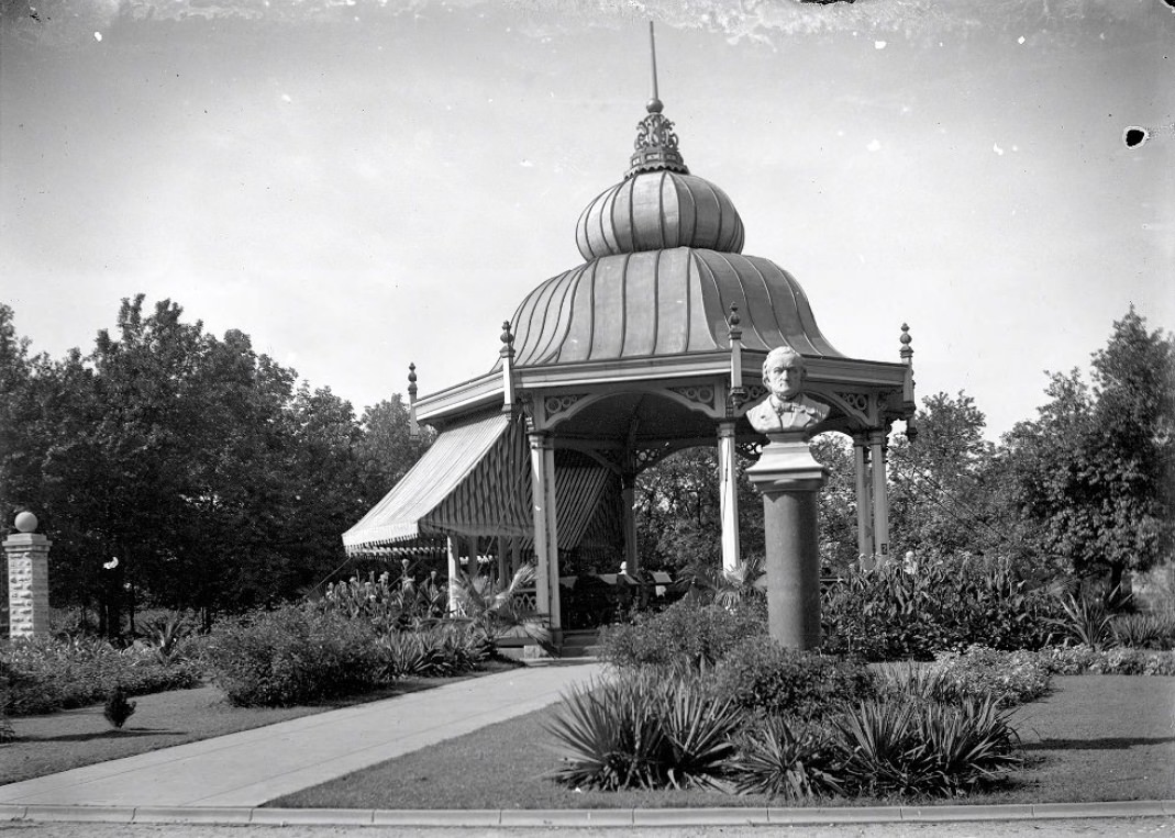 Bandstand in Tower Grove Park, 1900
