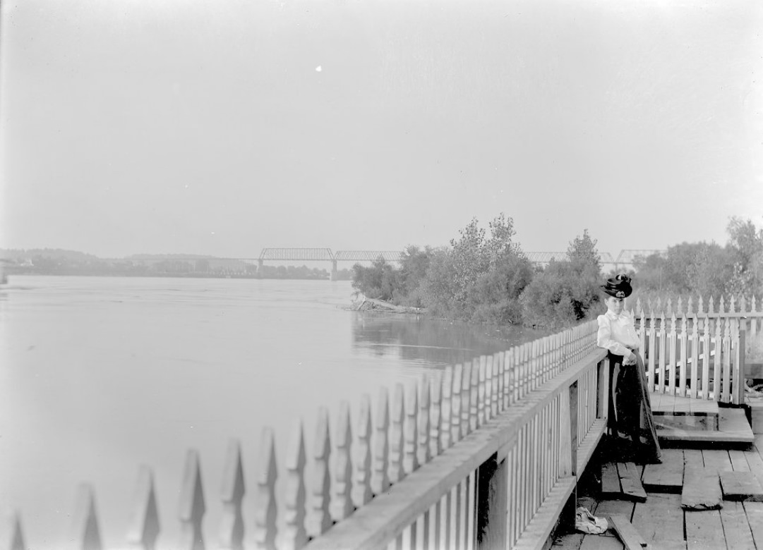 A Woman by the River, 1900