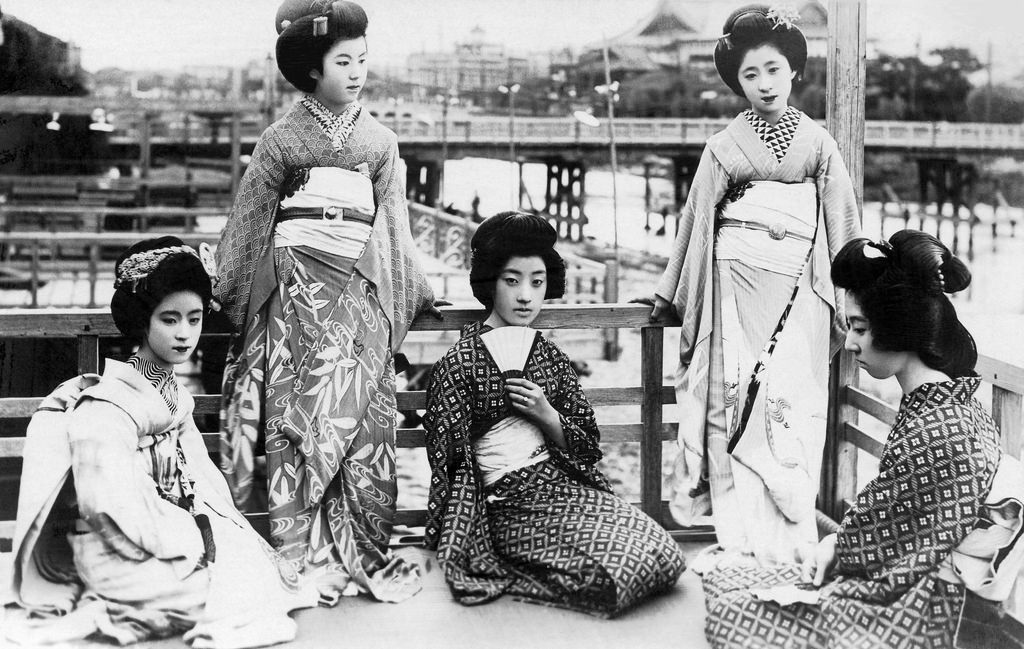 Beautiful girls in a hot summer evening, 1920s