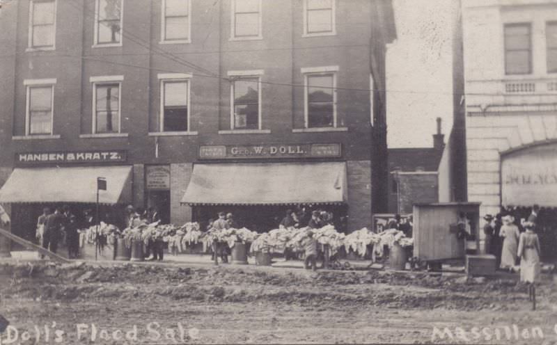 Dolls, Menfurnishing, 10 W. Main, Massillon, Ohio, 1913